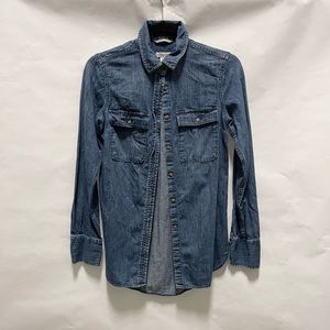 Blue Jean shacket in size xs